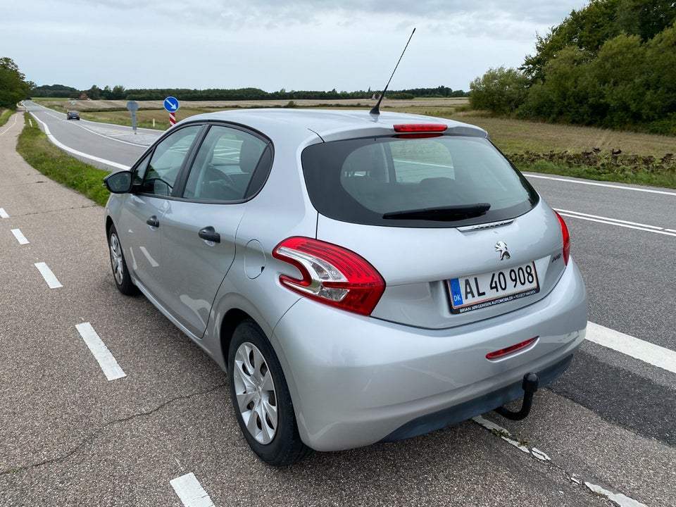 Peugeot 208, Billede 3