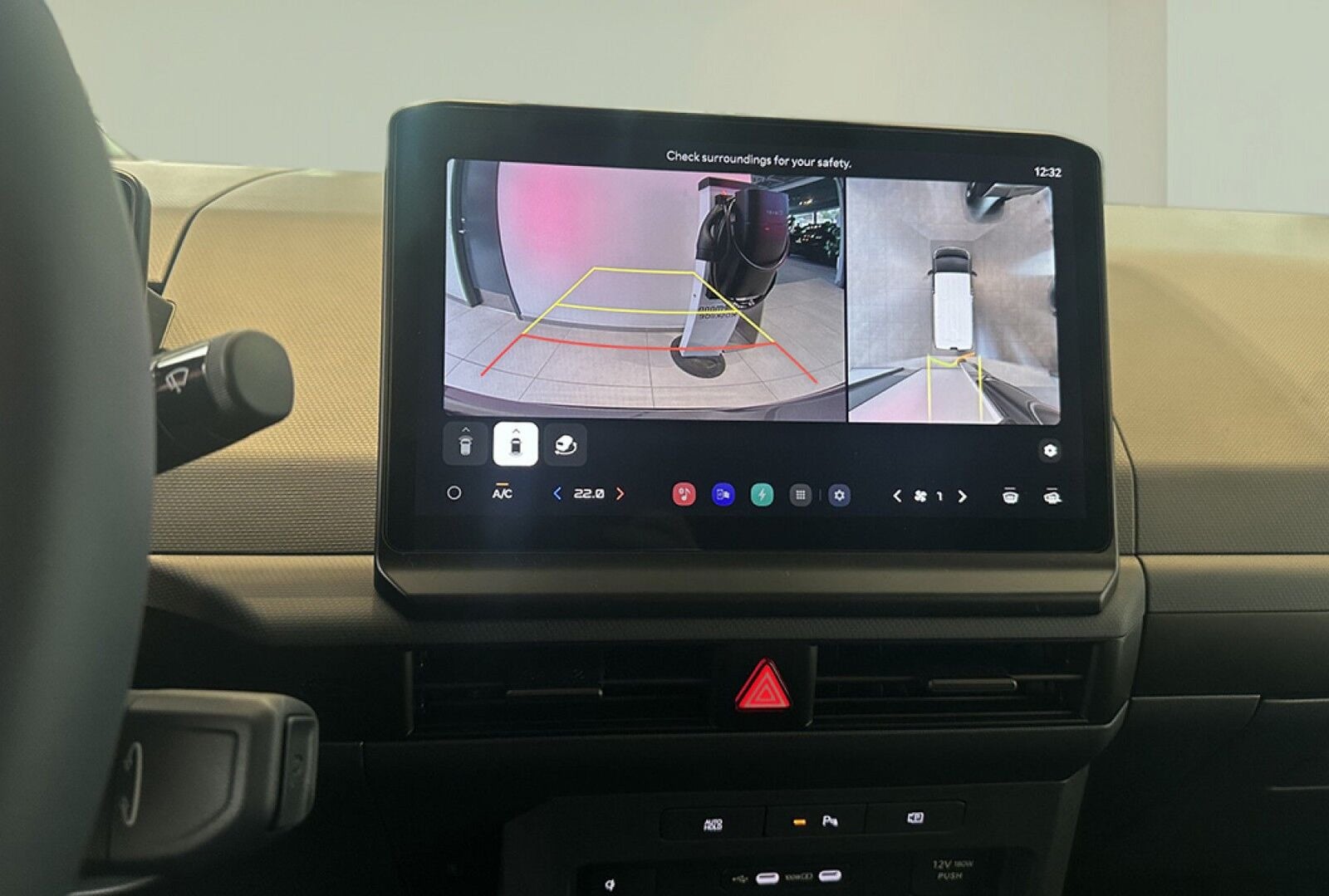 Kia PV5 Cargo L2H1 Long Range Work Pro