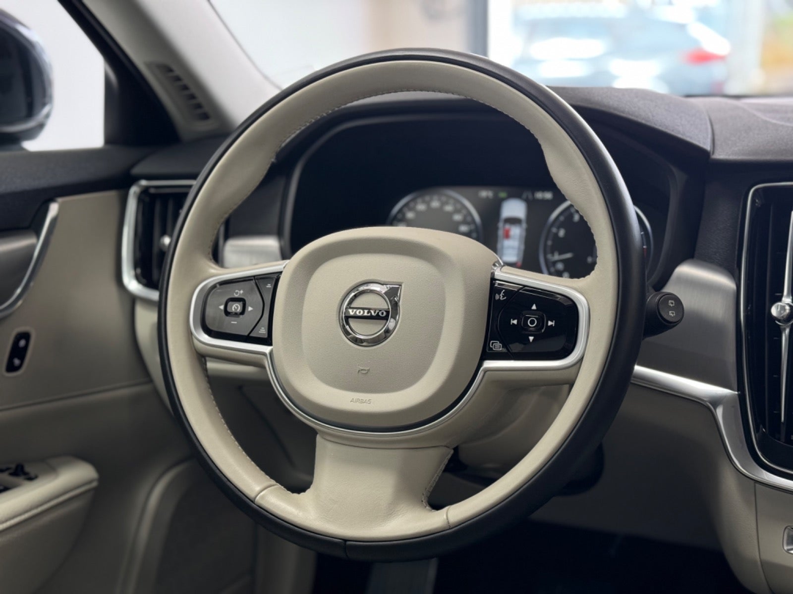 Volvo V90 2018