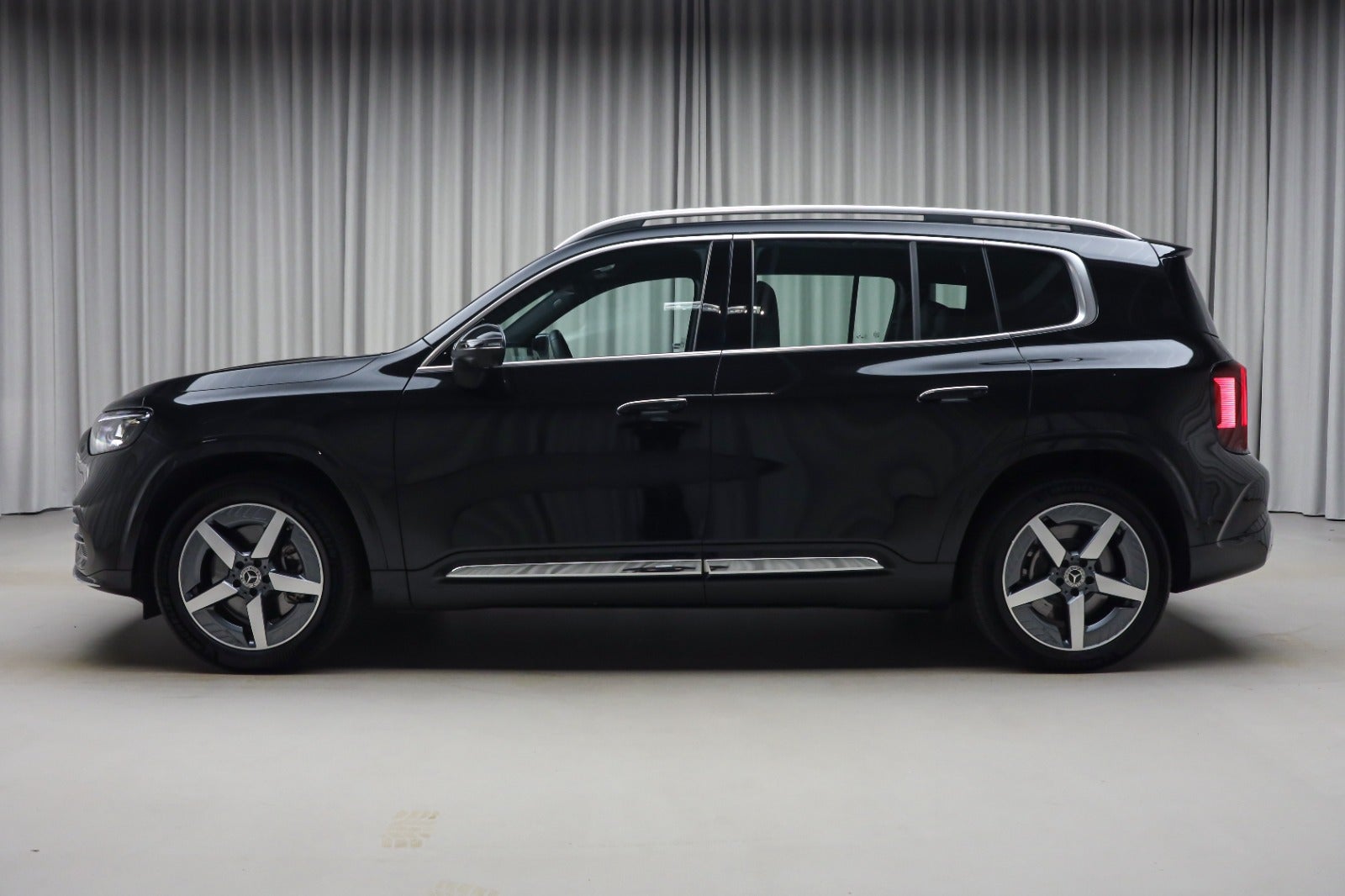 Mercedes-Benz GLB 250+