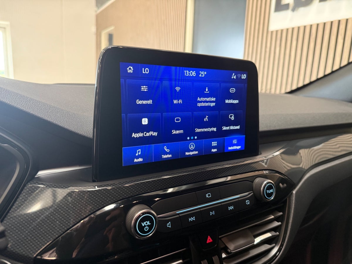 Ford Kuga PHEV ST-Line X CVT Ford Kuga PHEV ST-Line X CVT