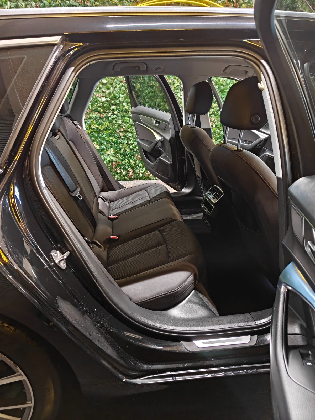 Billede af Audi A6 40 TDi Avant S-tr.