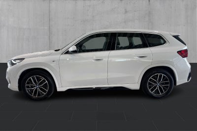 BMW iX1 xDrive30 M-Sport BMW iX1 xDrive30 M-Sport - 1