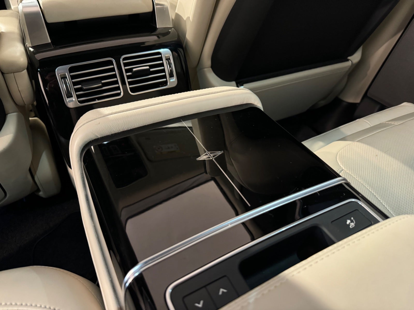 Land Rover – Range Rover