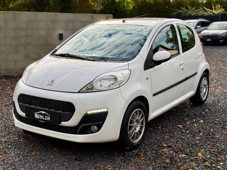 Peugeot 107 Active White