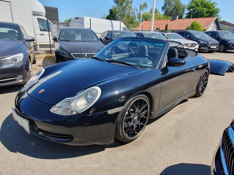 Porsche 911 Carrera Cabriolet