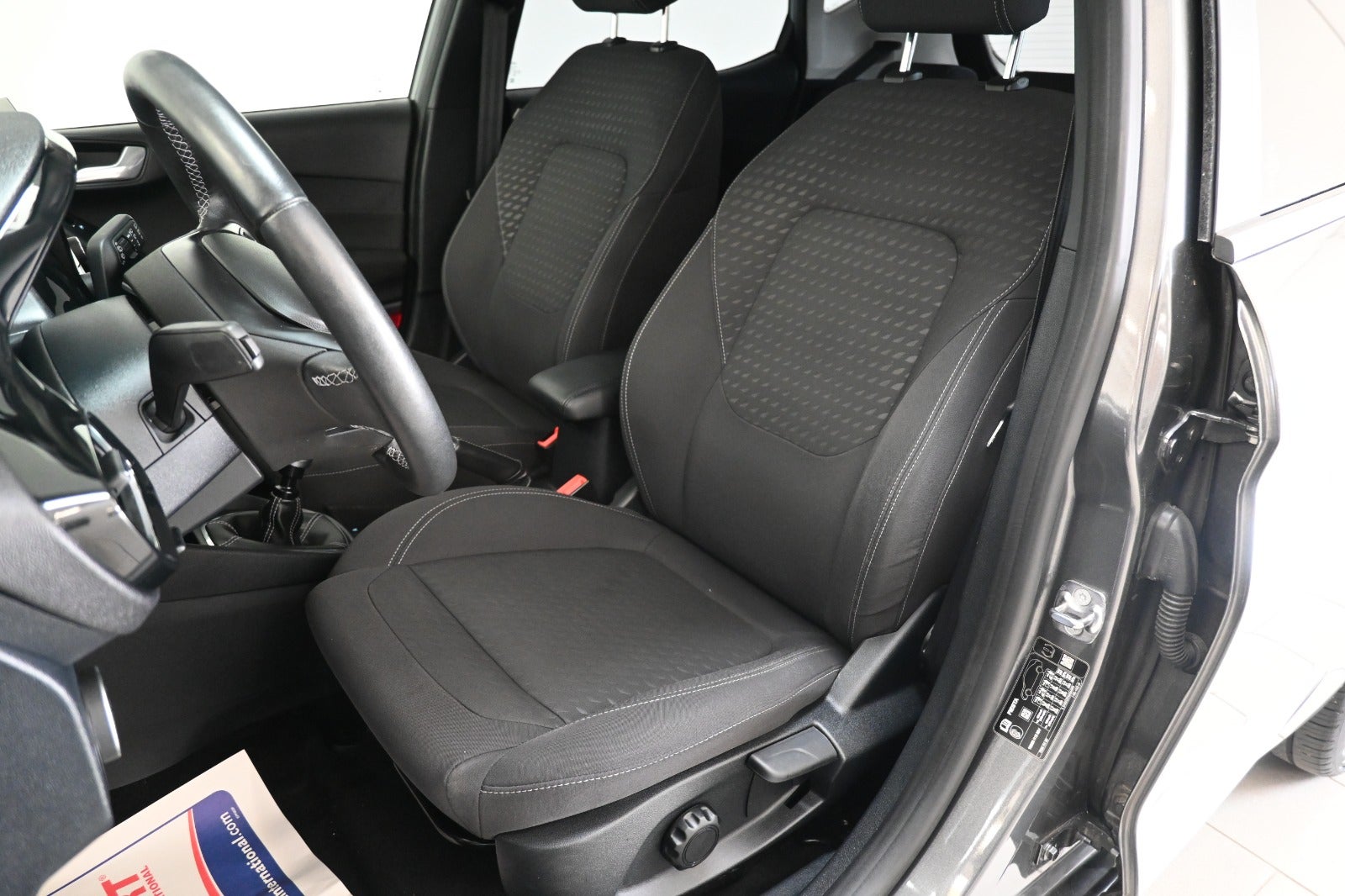 Ford Fiesta EcoBoost mHEV Titanium