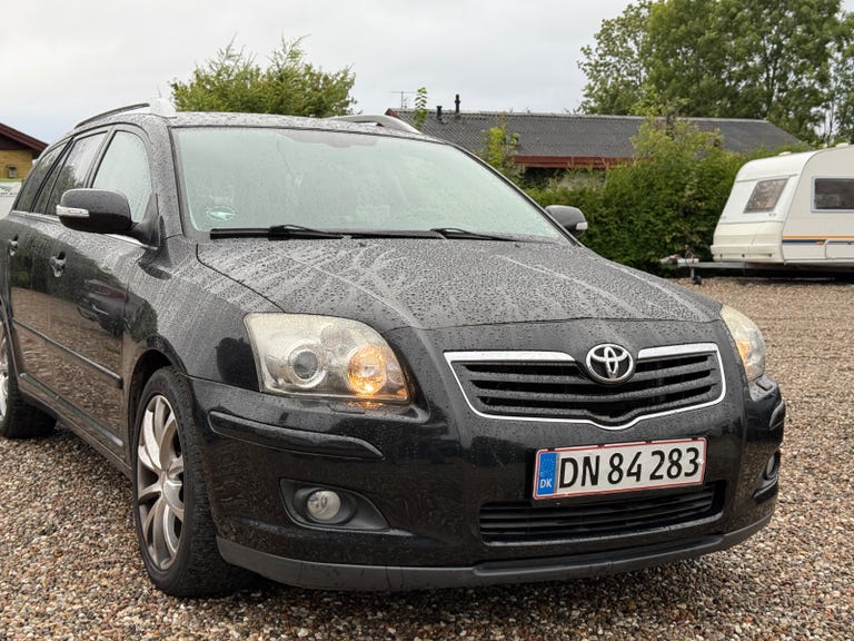 Toyota Avensis Sol