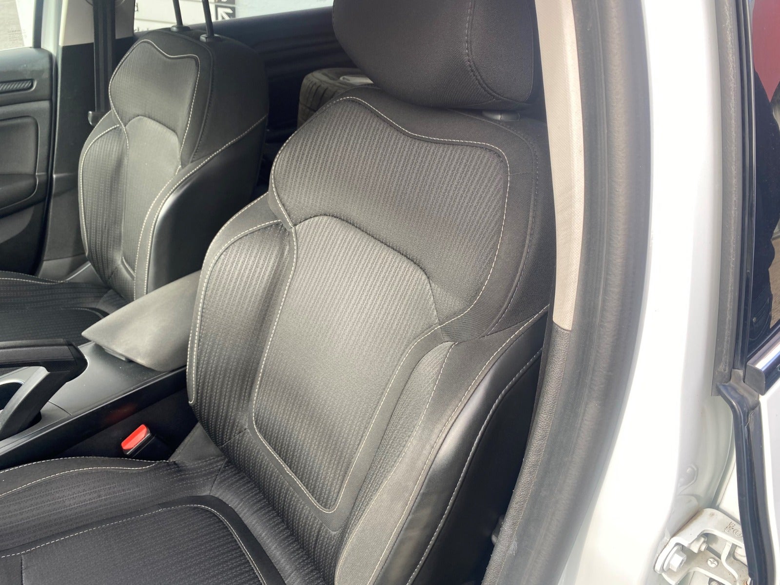 Billede af Renault Megane IV 1,2 TCe 100 Zen Sport Tourer