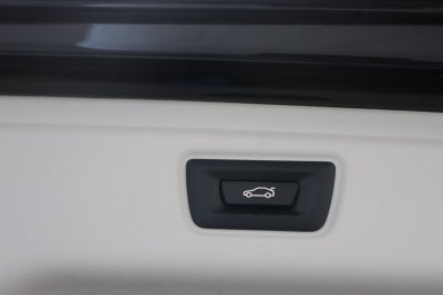 BMW 330e Touring Sport Line aut.