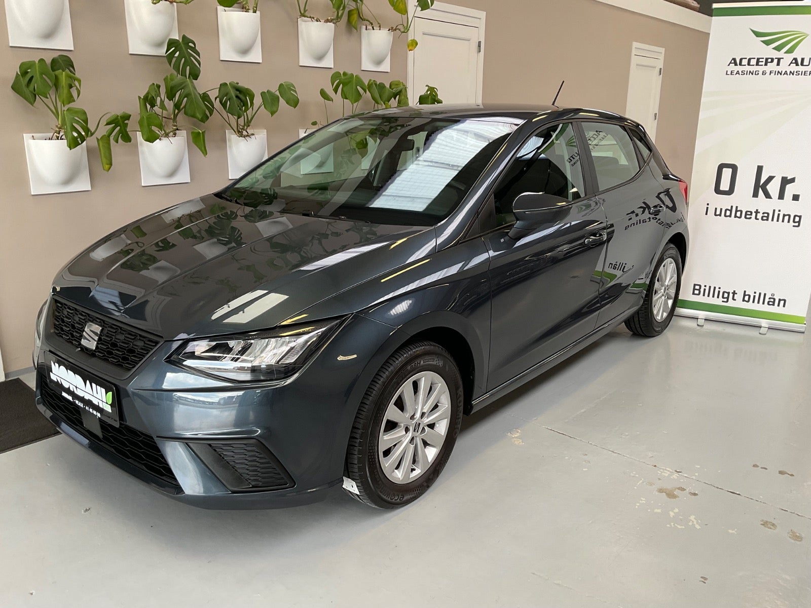 Seat Ibiza 1,0 MPi 80 Style 5d - 1