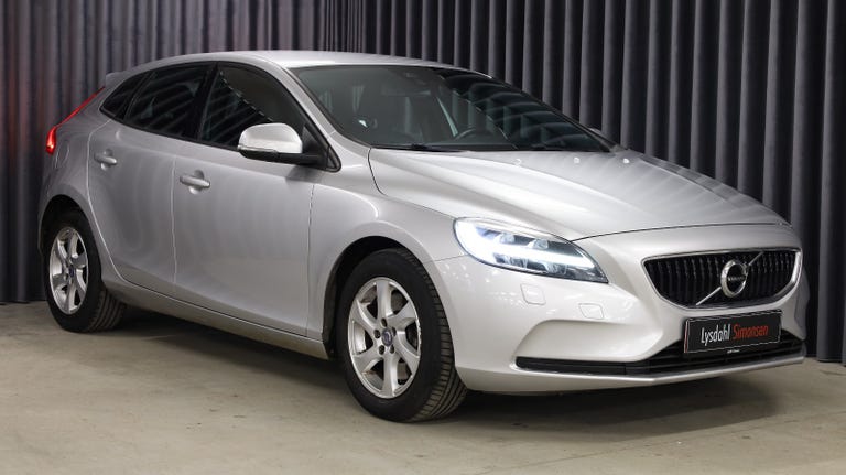 Volvo V40 D3 150 Momentum aut.