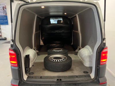 VW Transporter TDi 150 Kassevogn DSG lang