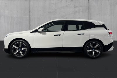 BMW iX xDrive40 - 1
