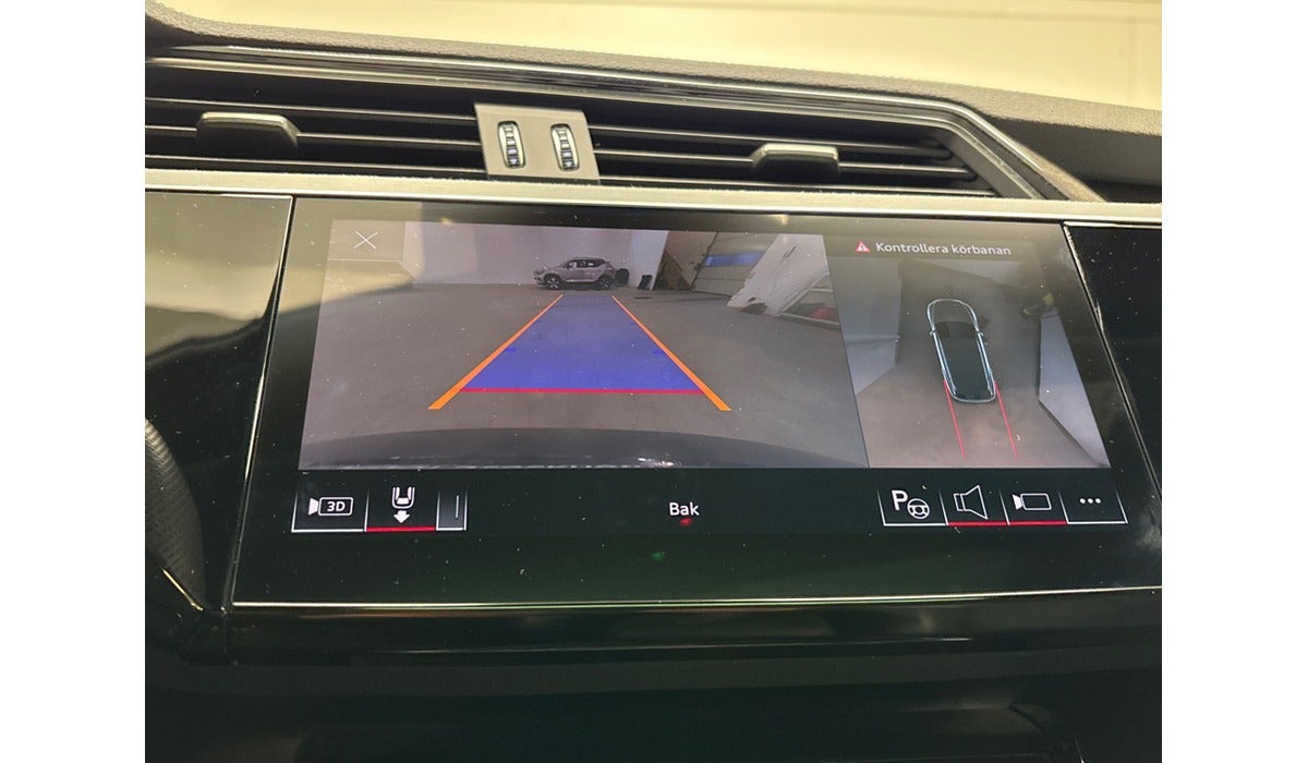 Billede af Audi Q8 e-tron 55 S-line Black Edition quattro