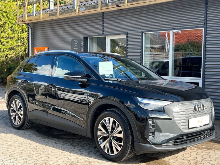 Audi Q4 e-tron Attitude