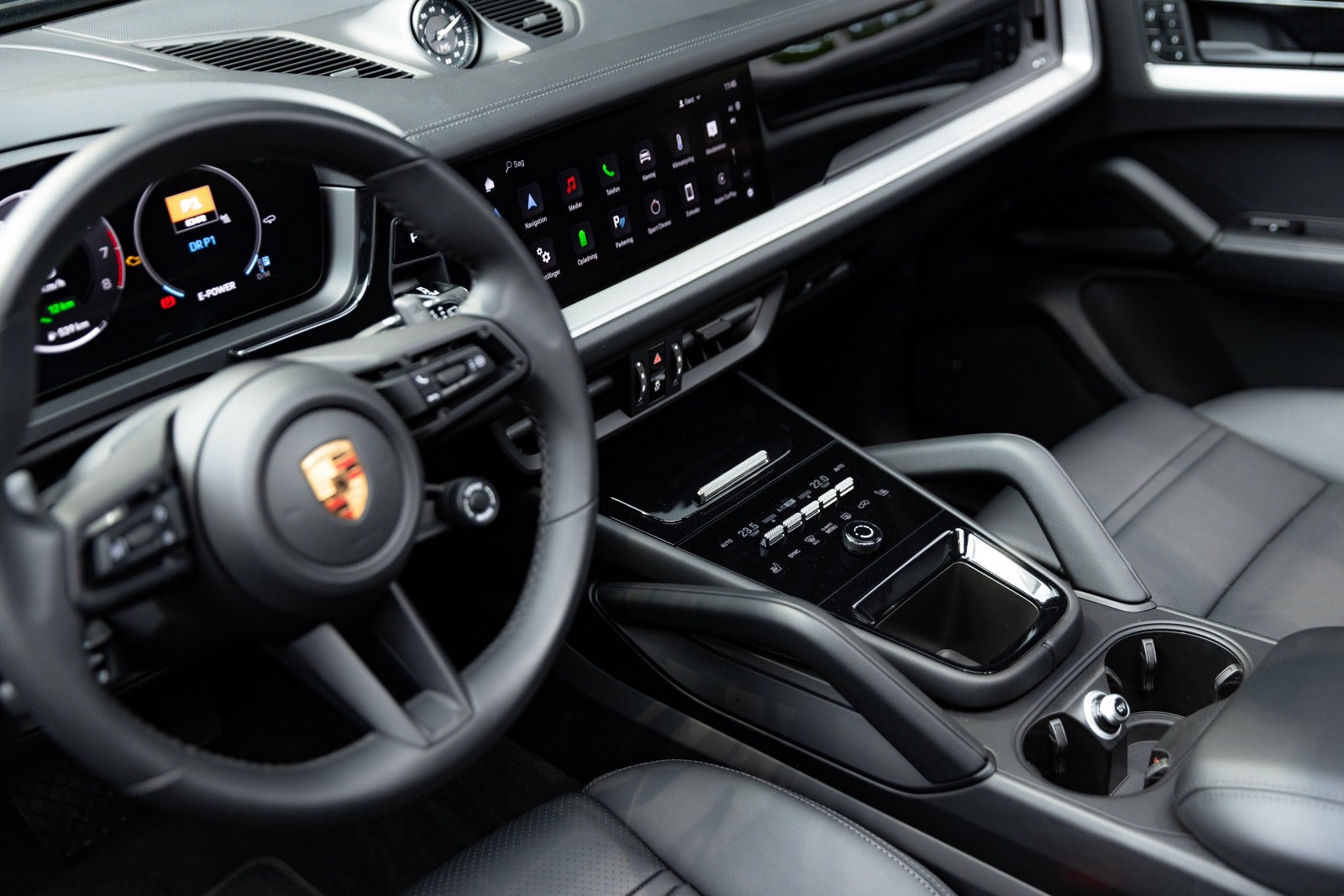 Gallery image 10 of 18