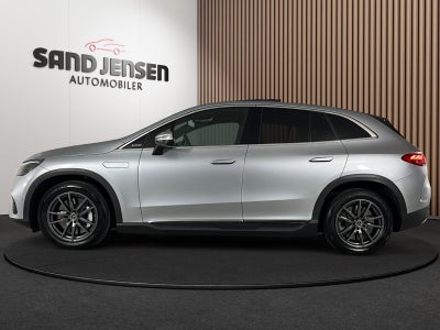 Mercedes EQE300 SUV Electric Art Van