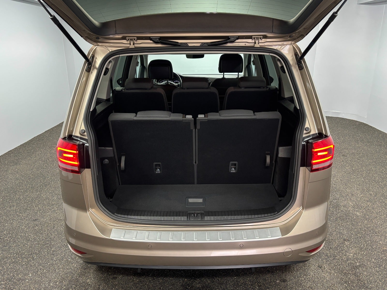 Billede af VW Touran 1,6 TDi 115 Comfortline DSG 7prs