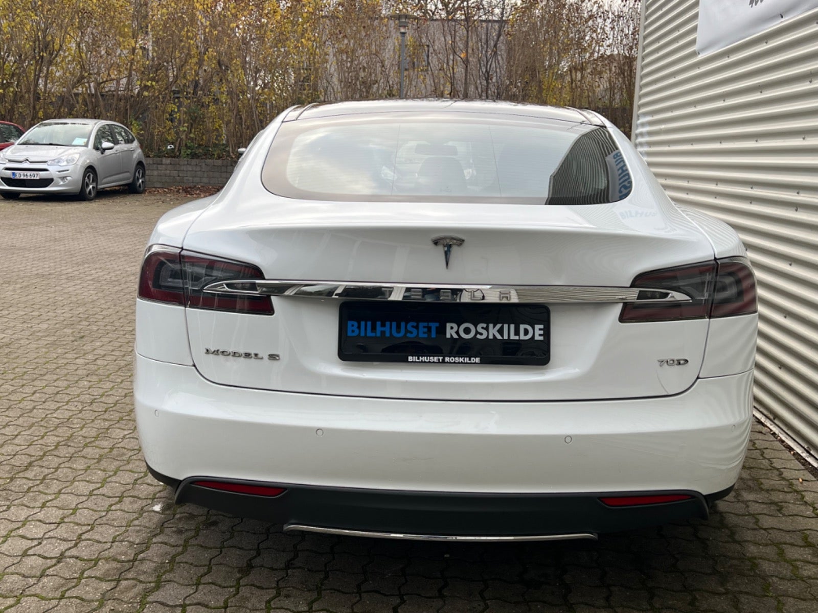 Tesla Model S 2015