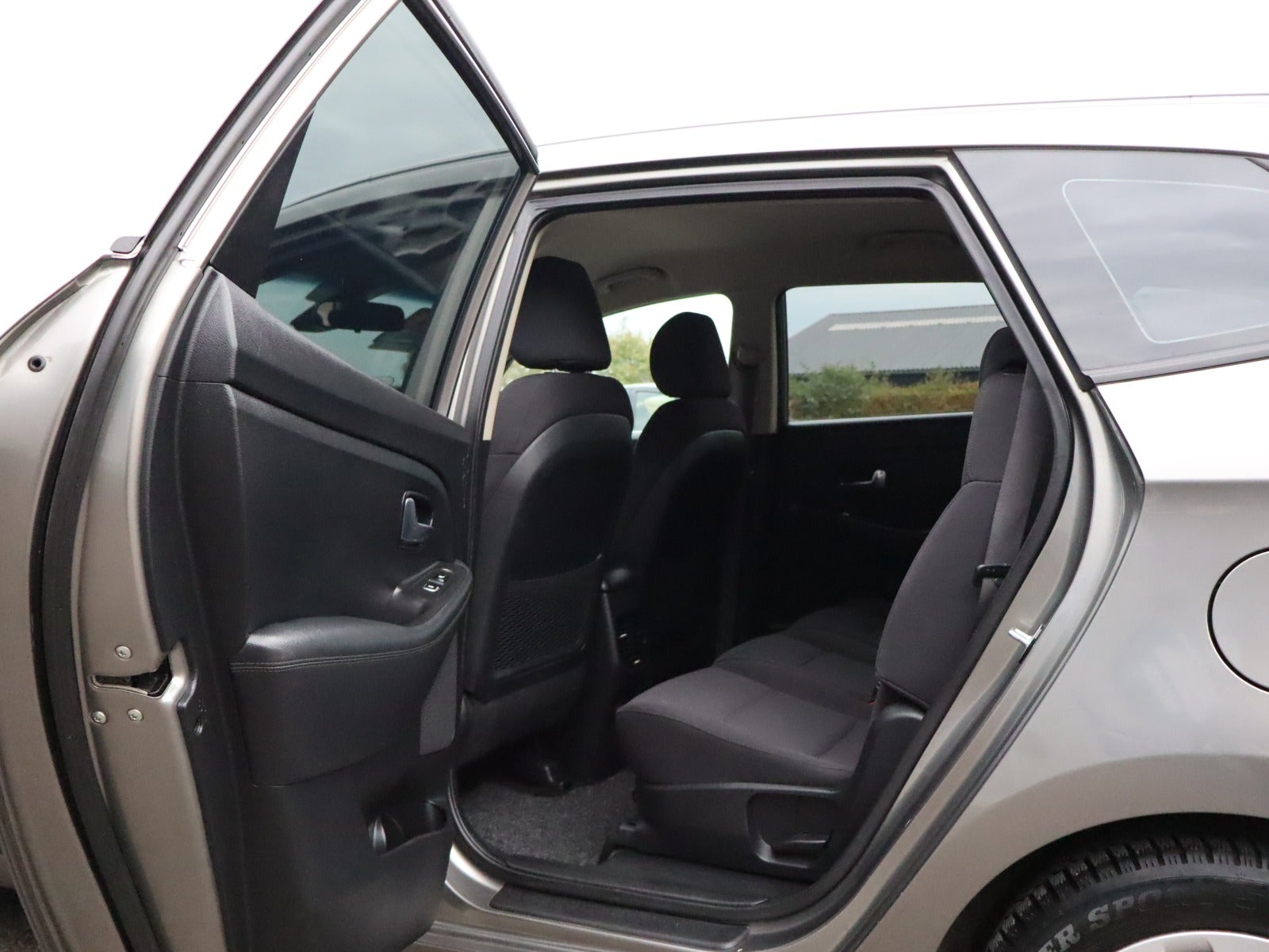 Billede af Kia Carens 1,6 GDi Attraction 7prs