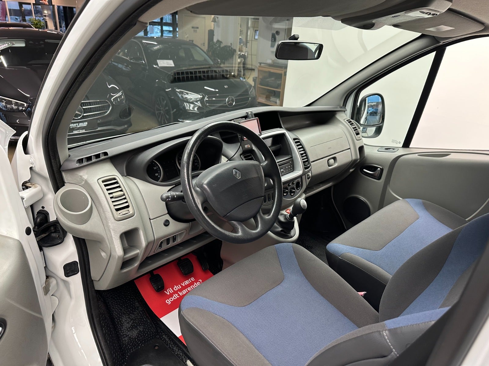 Billede af Renault Trafic T29 2,0 dCi 115 L2H1 Kombi