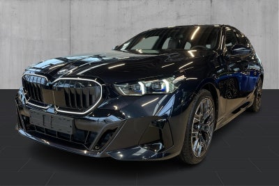 BMW i5 xDrive40 Touring Fully Charged