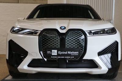 BMW iX xDrive40 Fully Charged Sport