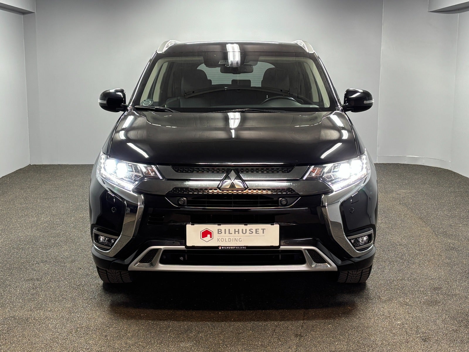 Billede af Mitsubishi Outlander 2,4 PHEV Intense CVT 4WD