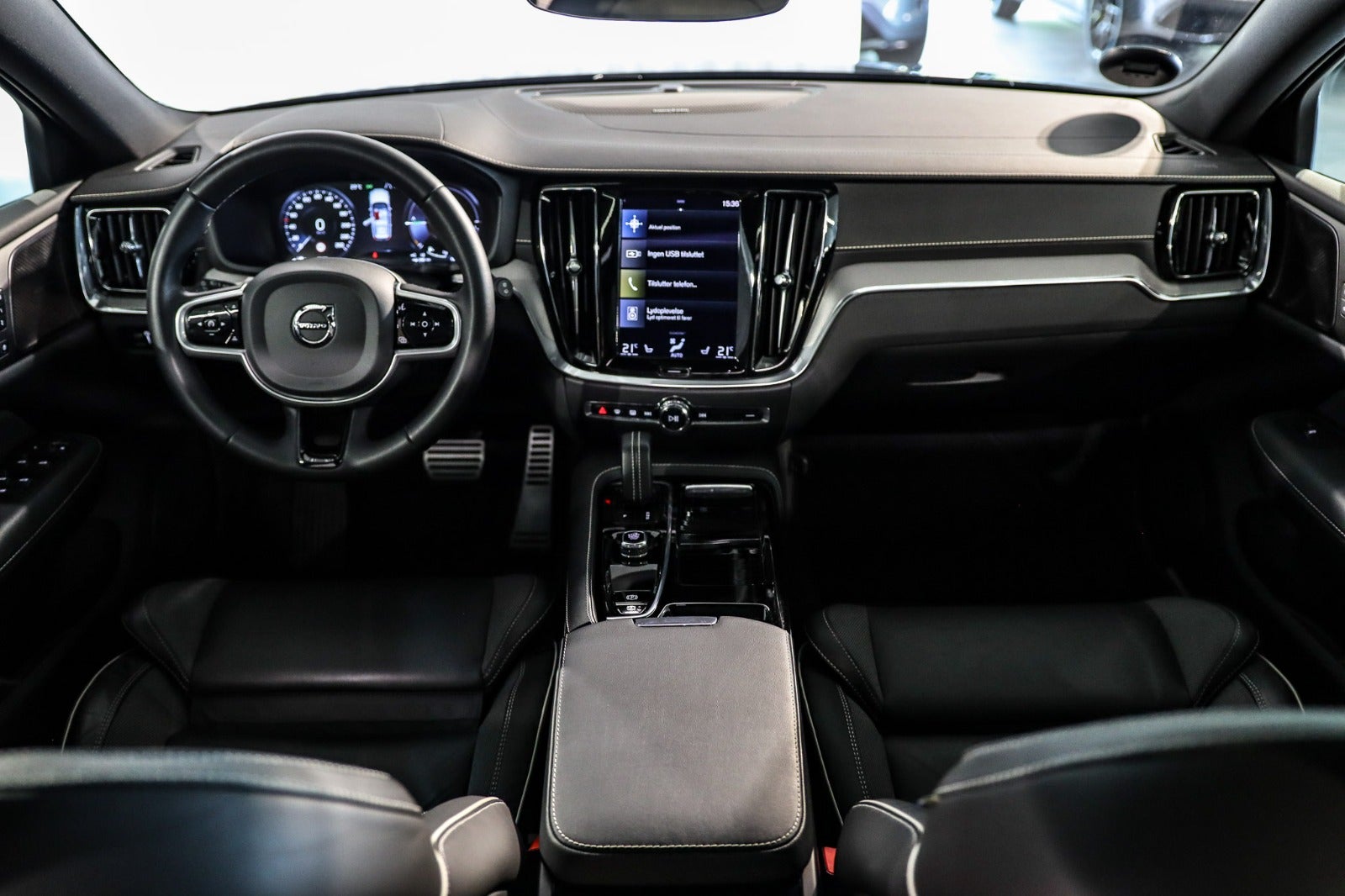 Billede af Volvo V60 2,0 T8 ReCharge R-Design aut. AWD
