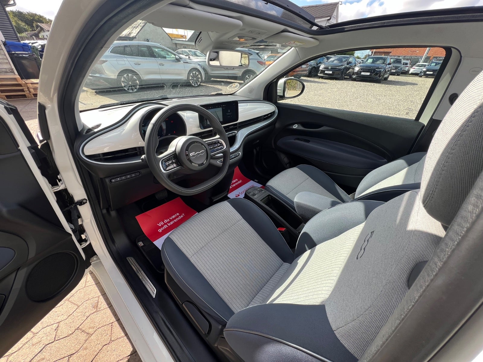 Fiat 500e Icon Cabrio