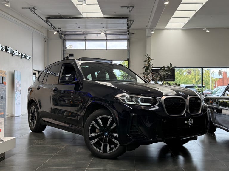 BMW iX3 Charged M-Sport