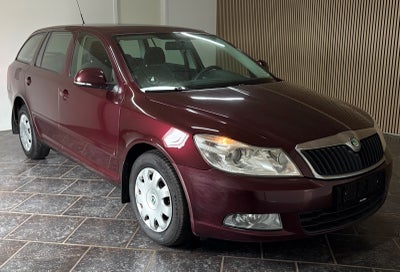 Skoda Octavia 1,6 TDi 105 Ambiente Combi 5d