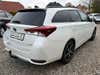 Toyota Auris Hybrid Prestige Touring Sports CVT thumbnail