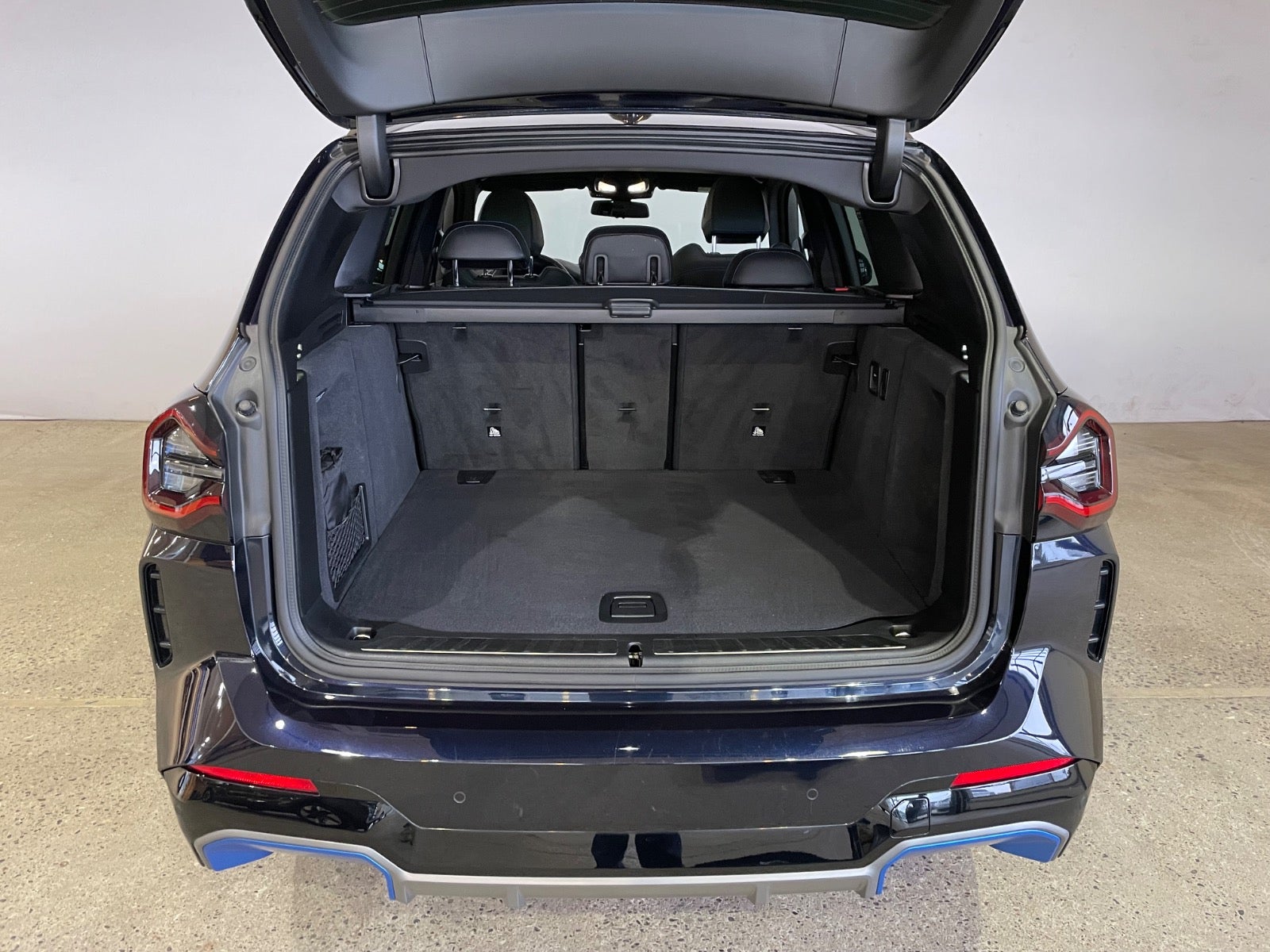 BMW iX3 Charged Plus M-Sport