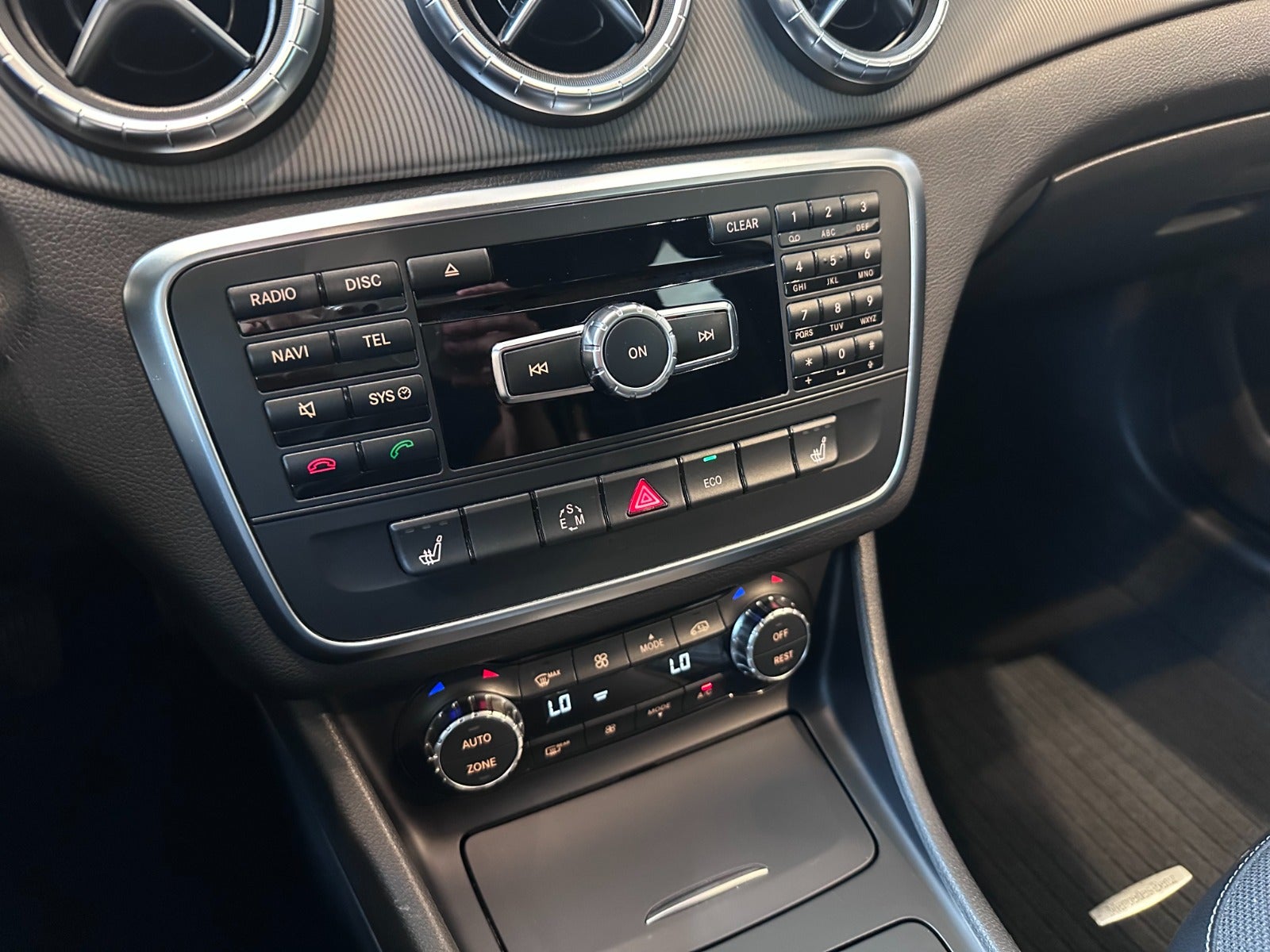 2014 Mercedes CLA200