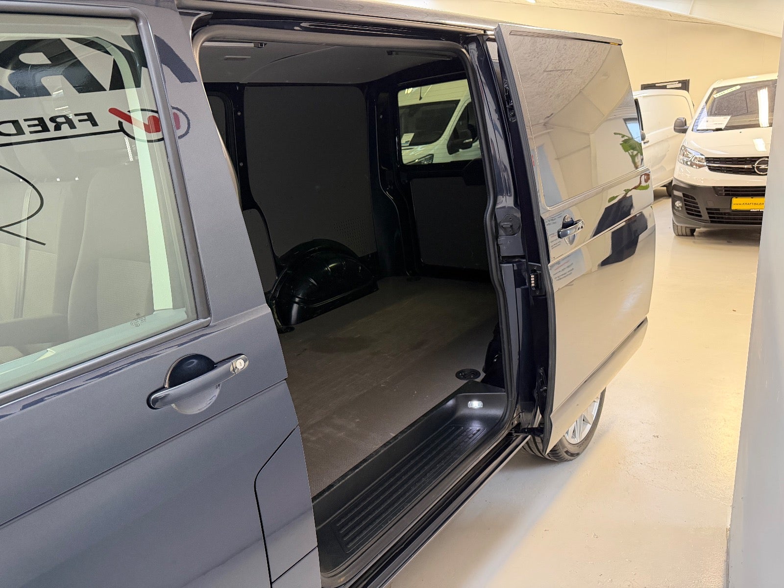 Billede af VW Transporter 2,0 TDi 199 Kassevogn DSG kort