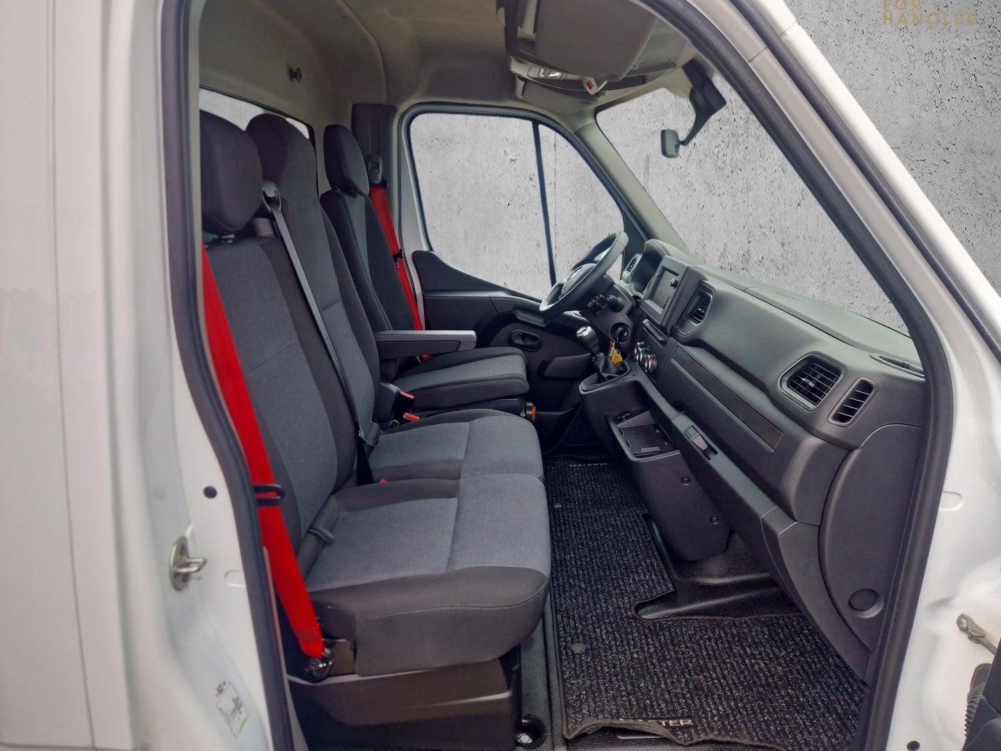 Billede af Renault Master IV T35 2,3 dCi 165 Alukasse m/lift