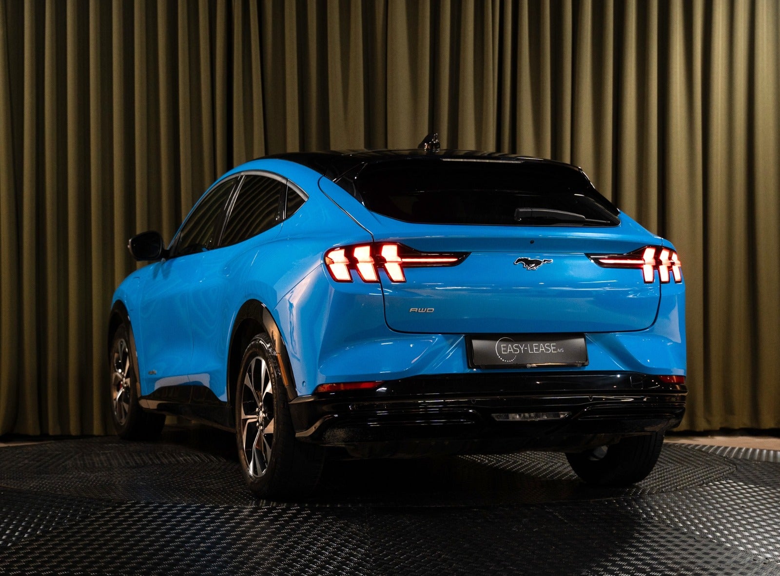 Billede af Ford Mustang Mach-E 70 Premium Standard Range AWD