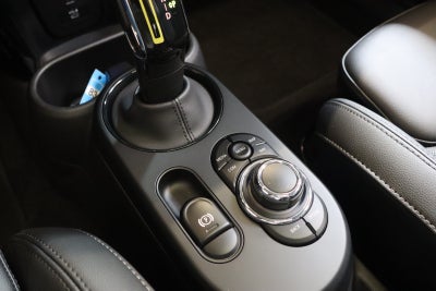 MINI Cooper SE Camden Edition