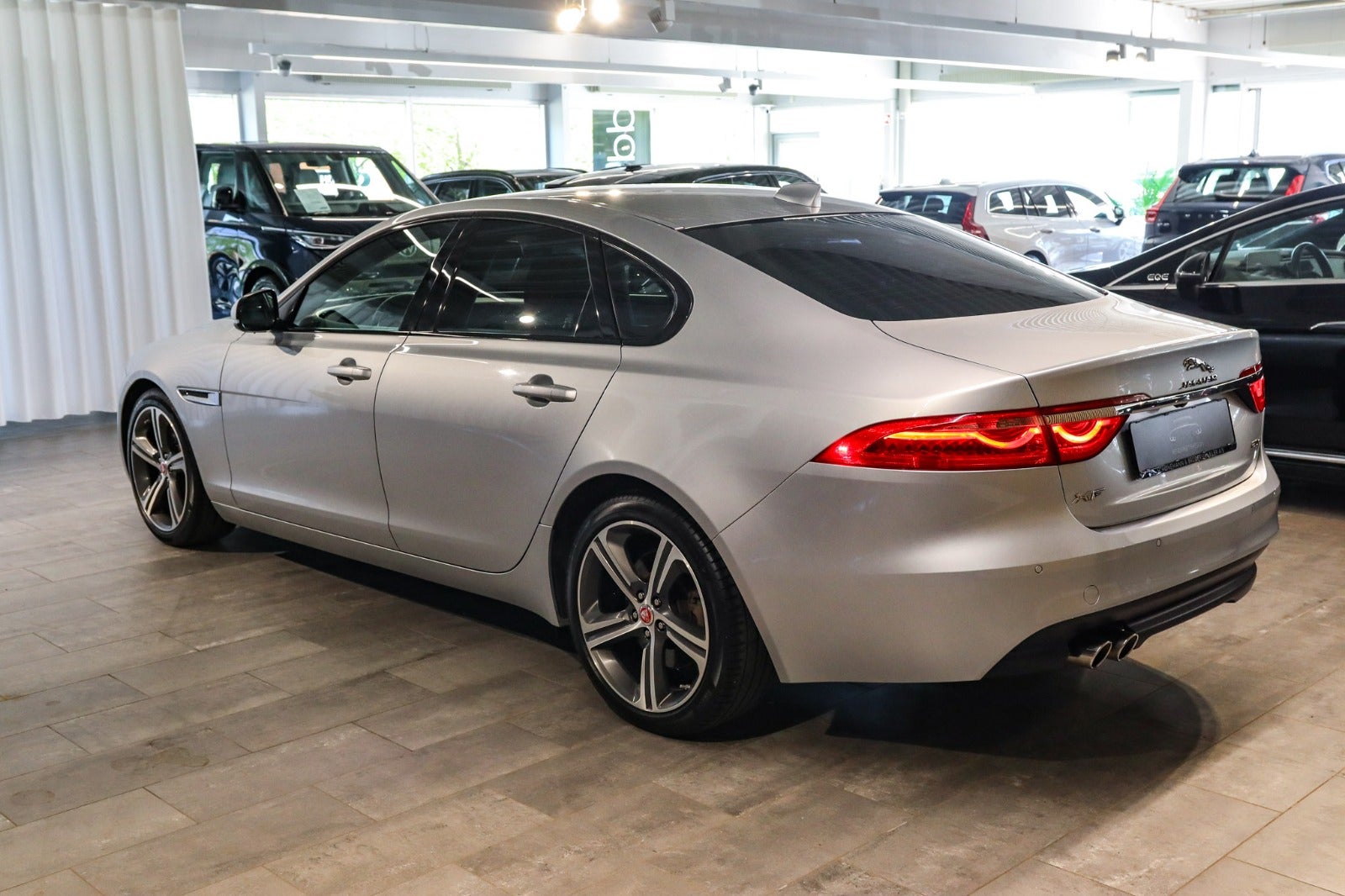 Billede af Jaguar XF 2,0 D180 Pure aut.