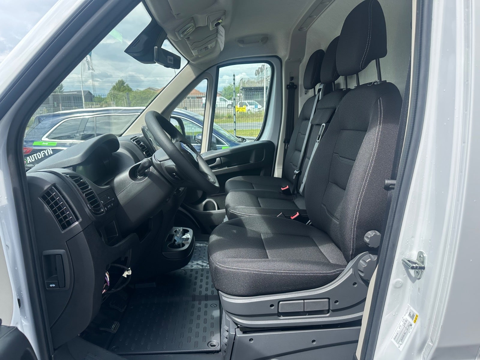 Peugeot Boxer 335 BlueHDi 140 L3 Premium