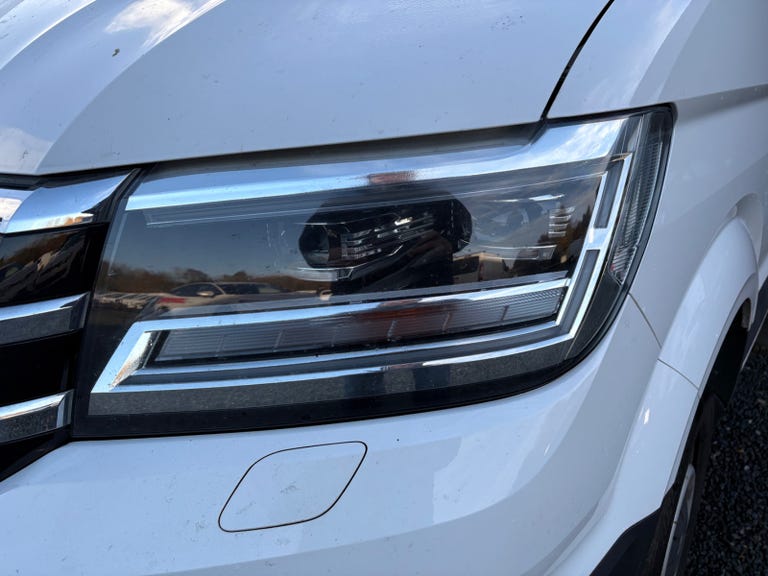 VW Crafter 35 TDi 140 Kassevogn L3H3 aut.