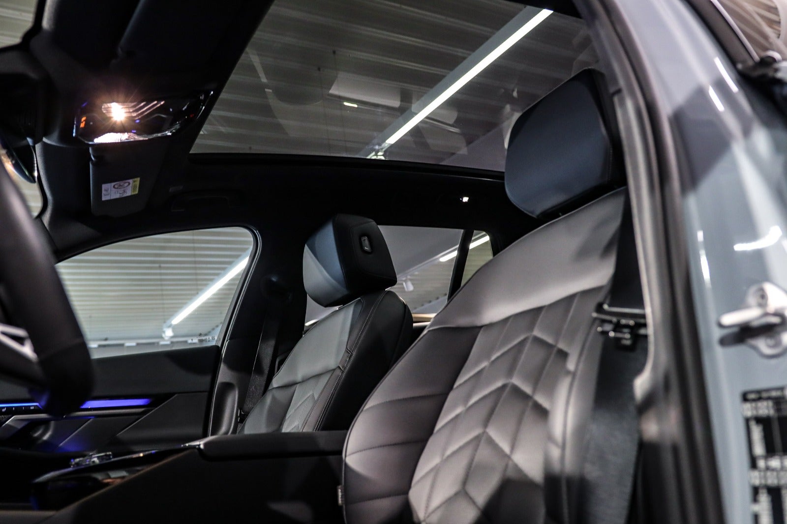 Billede af BMW i5 eDrive40 Touring Fully Charged