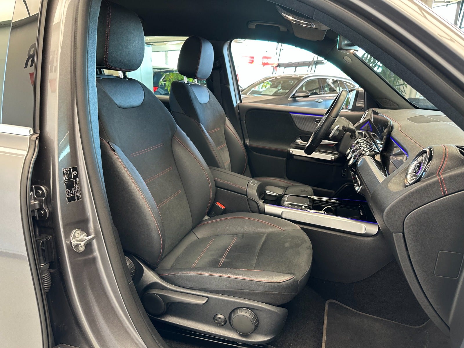 Billede af Mercedes EQB350  AMG Line 4Matic