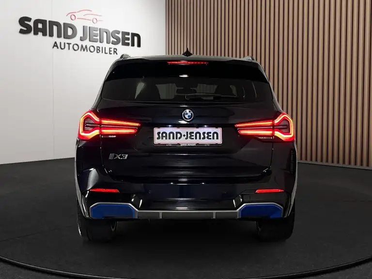 BMW iX3 Charged Plus M-Sport