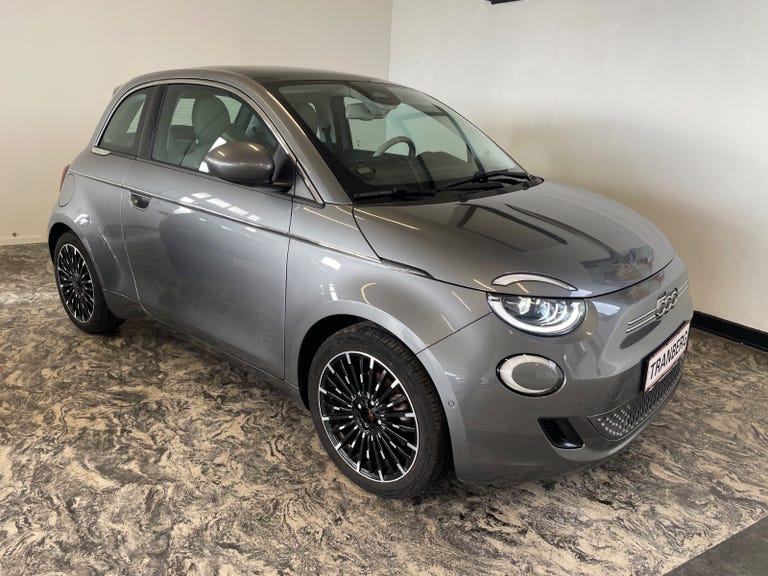 Fiat 500e la Prima