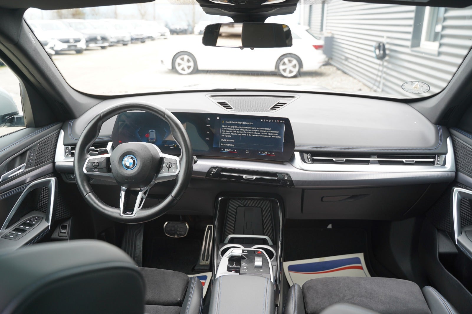 Billede af BMW iX1  xDrive30 M-Sport