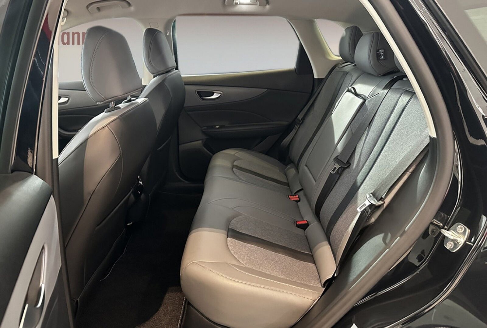 MG MGS5 Luxury