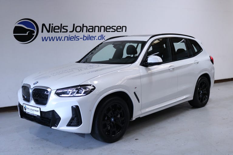 BMW iX3 Charged M-Sport